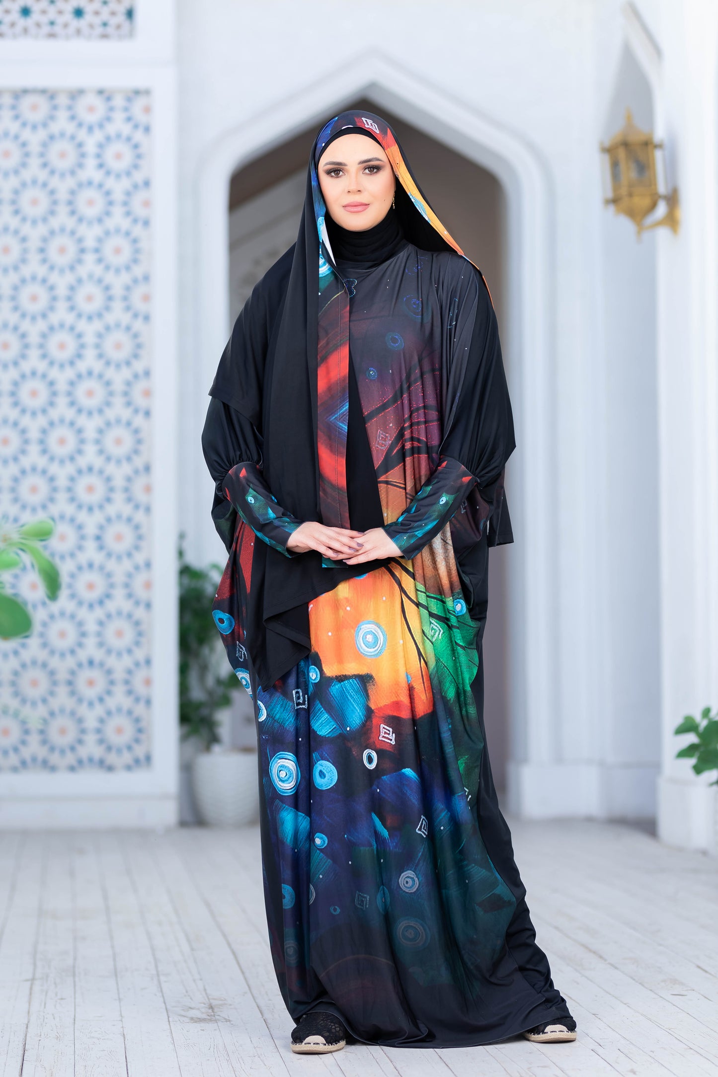 Modest Isdal 77713 - Elegant Islamic fashion with vibrant colors and patterns