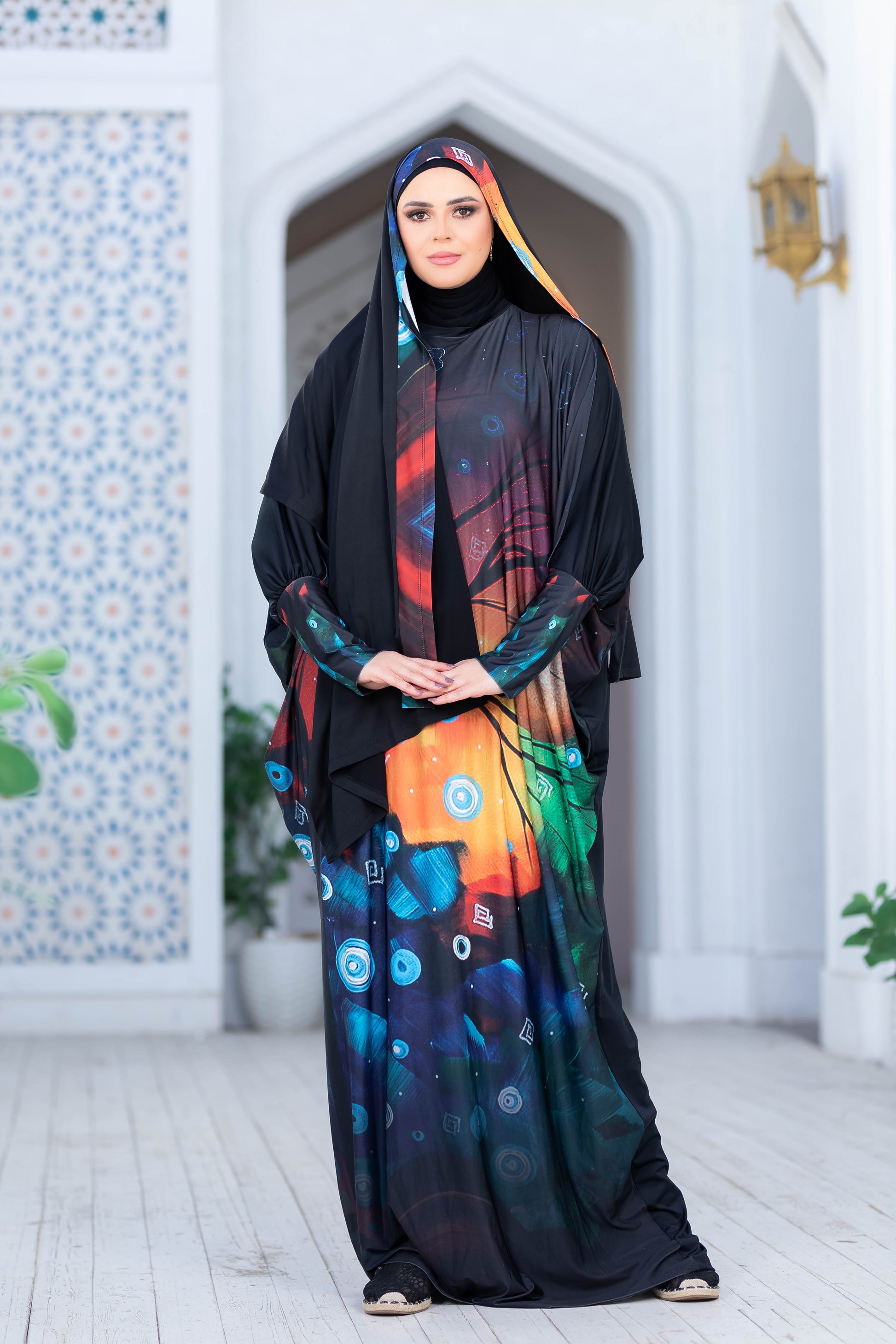 Modest Isdal 77713 - Elegant Islamic fashion with vibrant colors and patterns