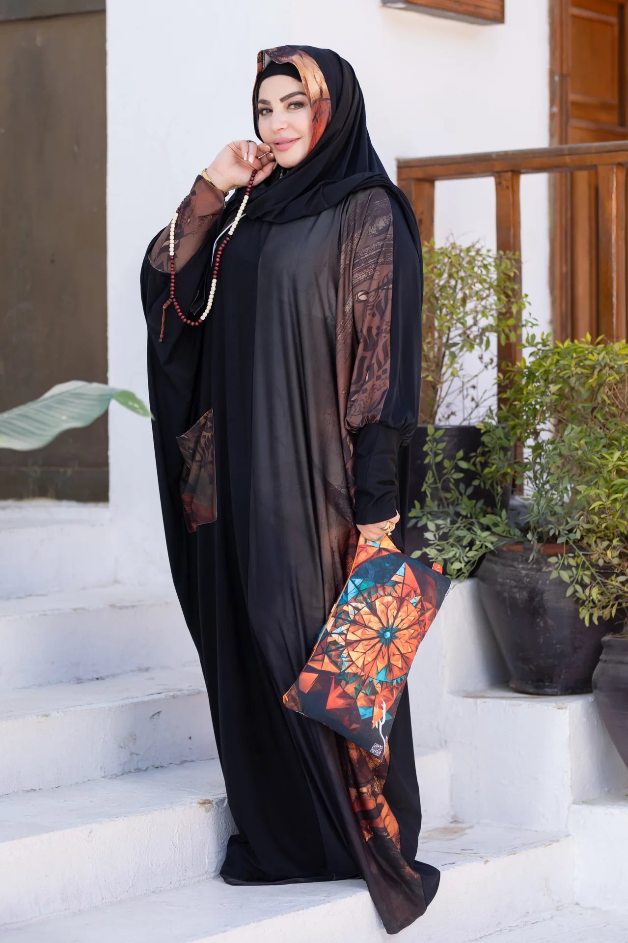 Elegant feminine isdal suitable for everyday wear with soft comfort
