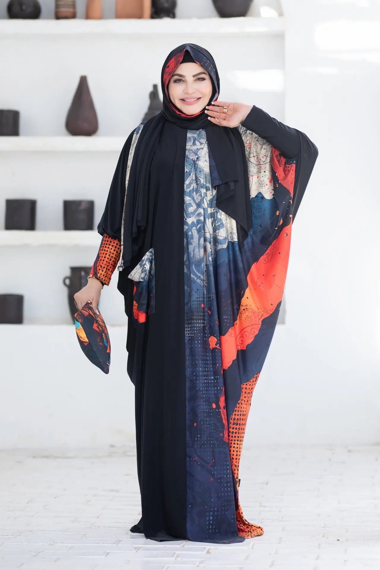 Front view of expressive isdal showcasing layered colors and refined flow
