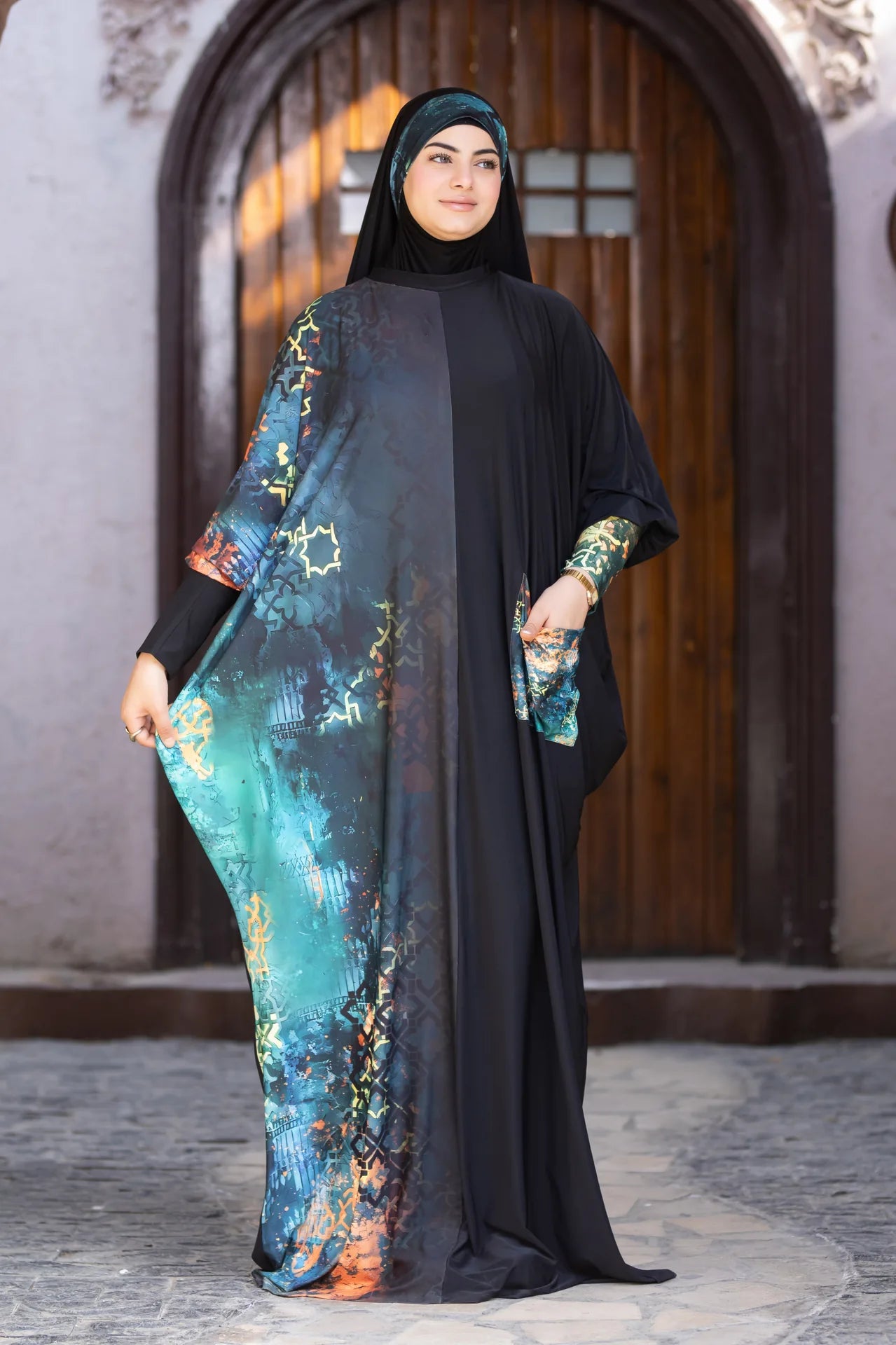 Flowing isdal in motion expressing calm presence and modest sophistication
