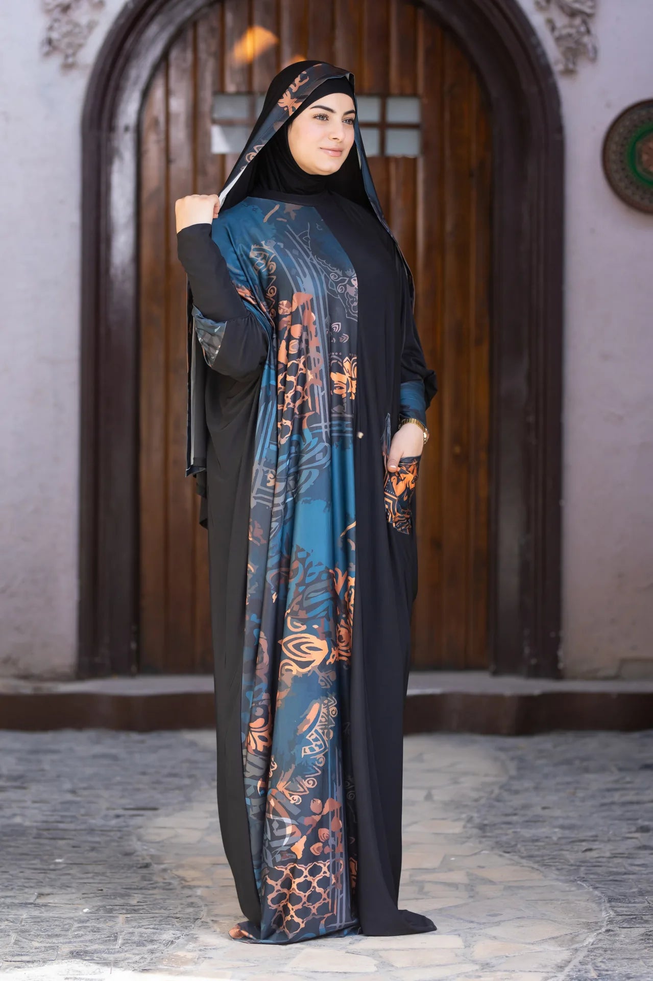 Model wearing gentle isdal designed for everyday comfort and elegance
