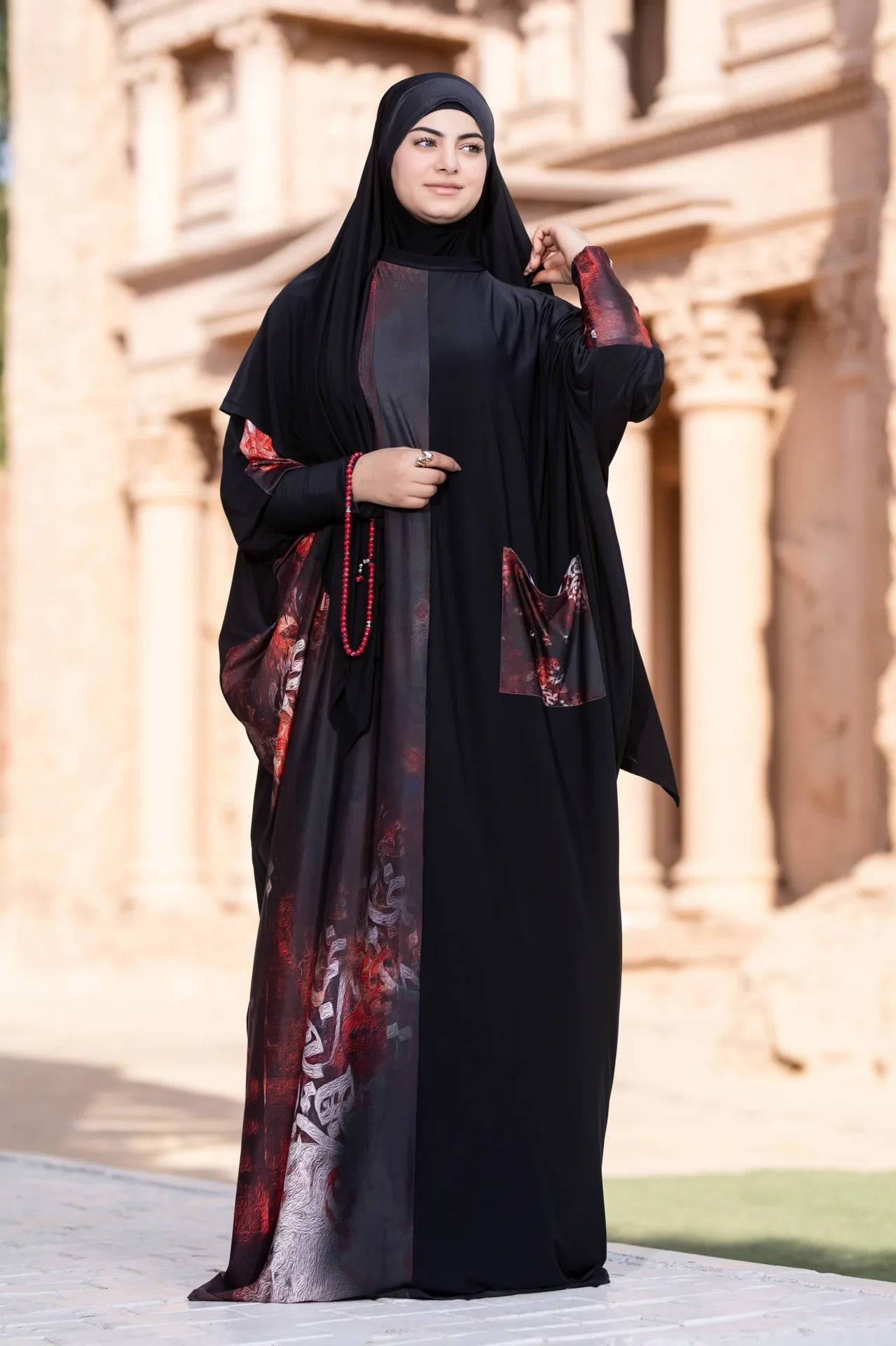 Front view of artistic isdal showcasing deep tones and refined patterns
