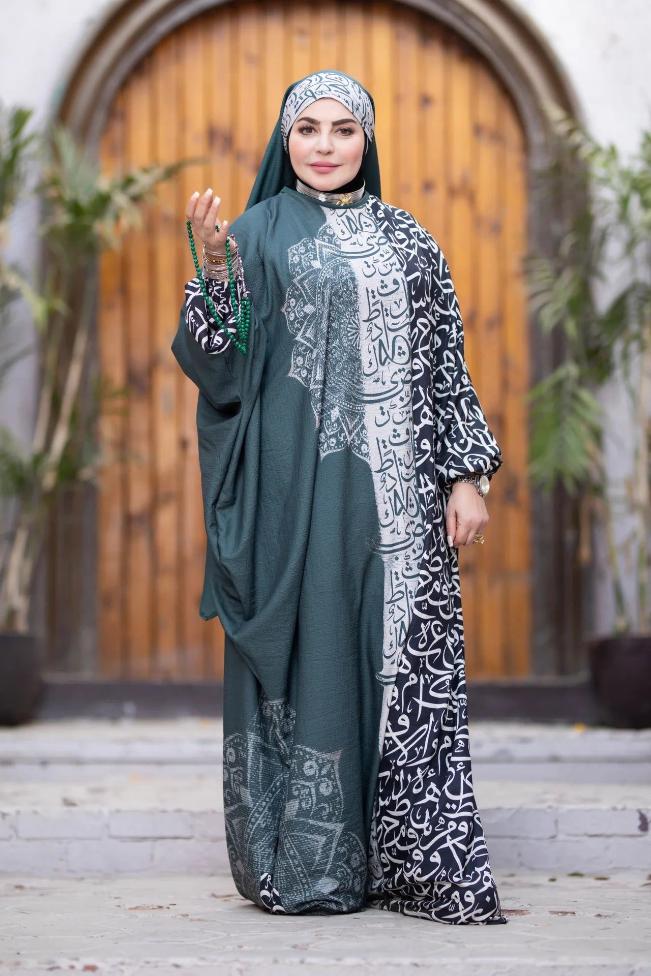 Artistic details of Wajd isdal inspired by calligraphy and inner balance
