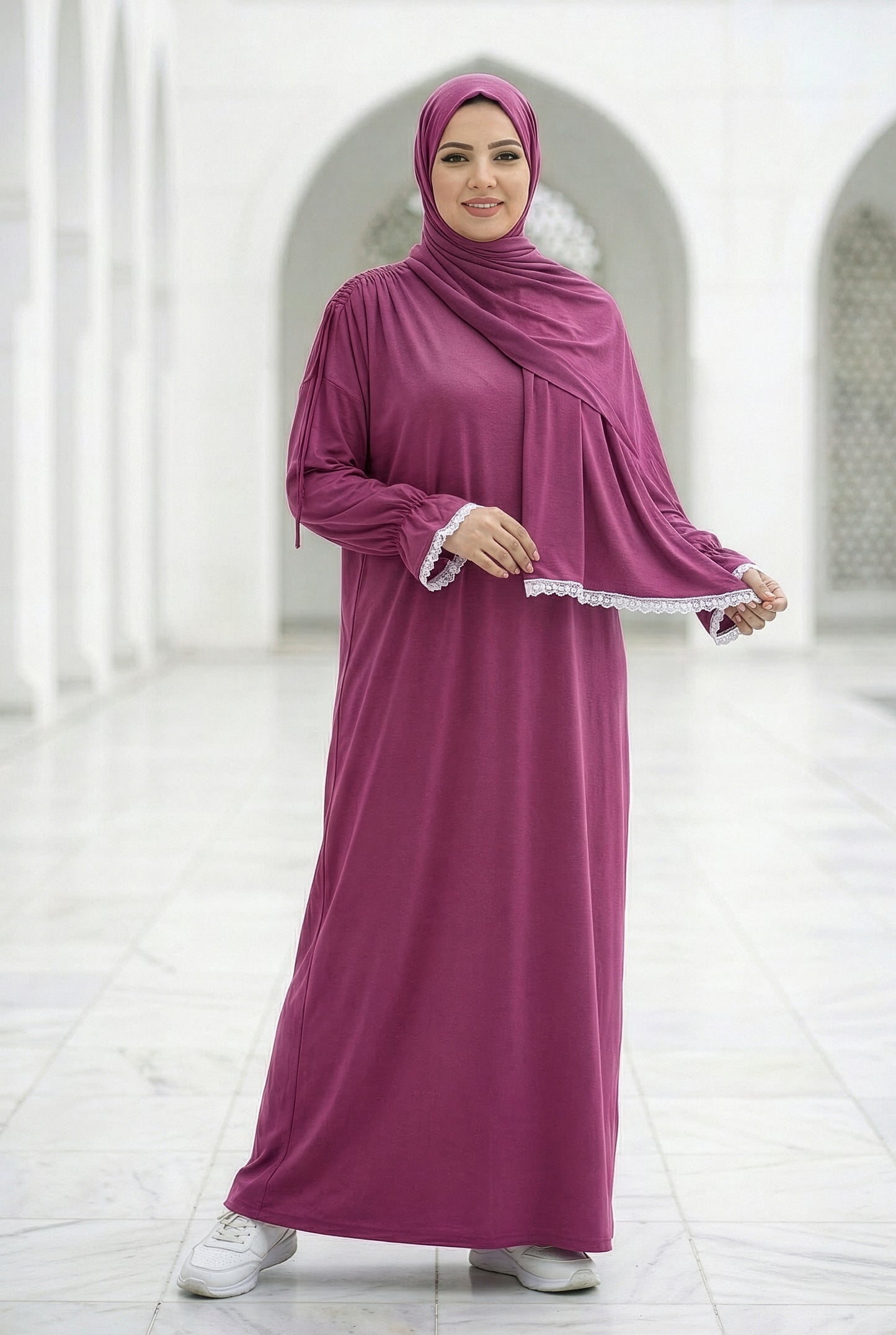 Dark fuchsia Grace Cotton Isdal with embroidered cuffs and modest flowing full-length fit
