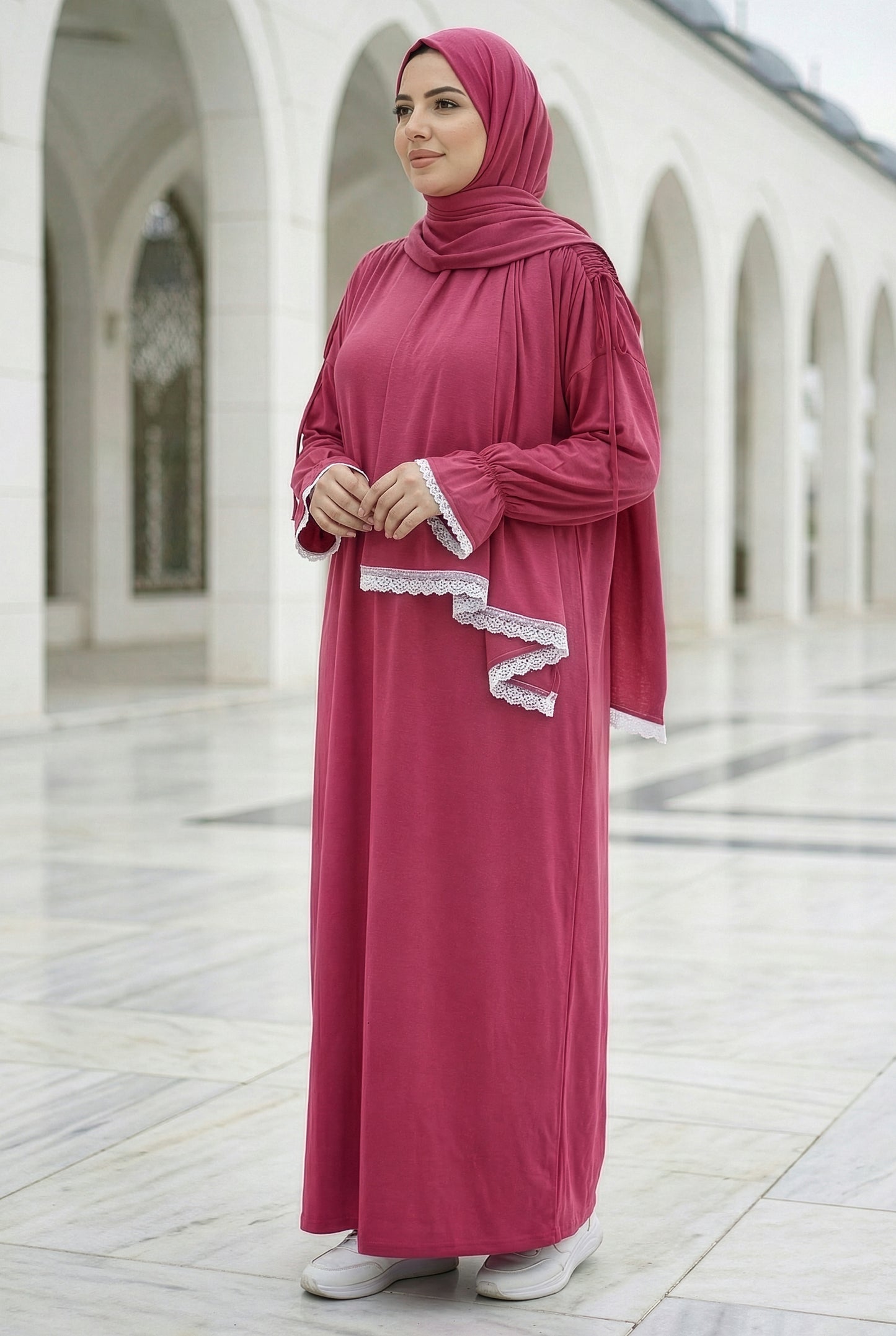 Raspberry pink Grace Cotton Isdal with embroidered cuffs and modest flowing full-length fit
