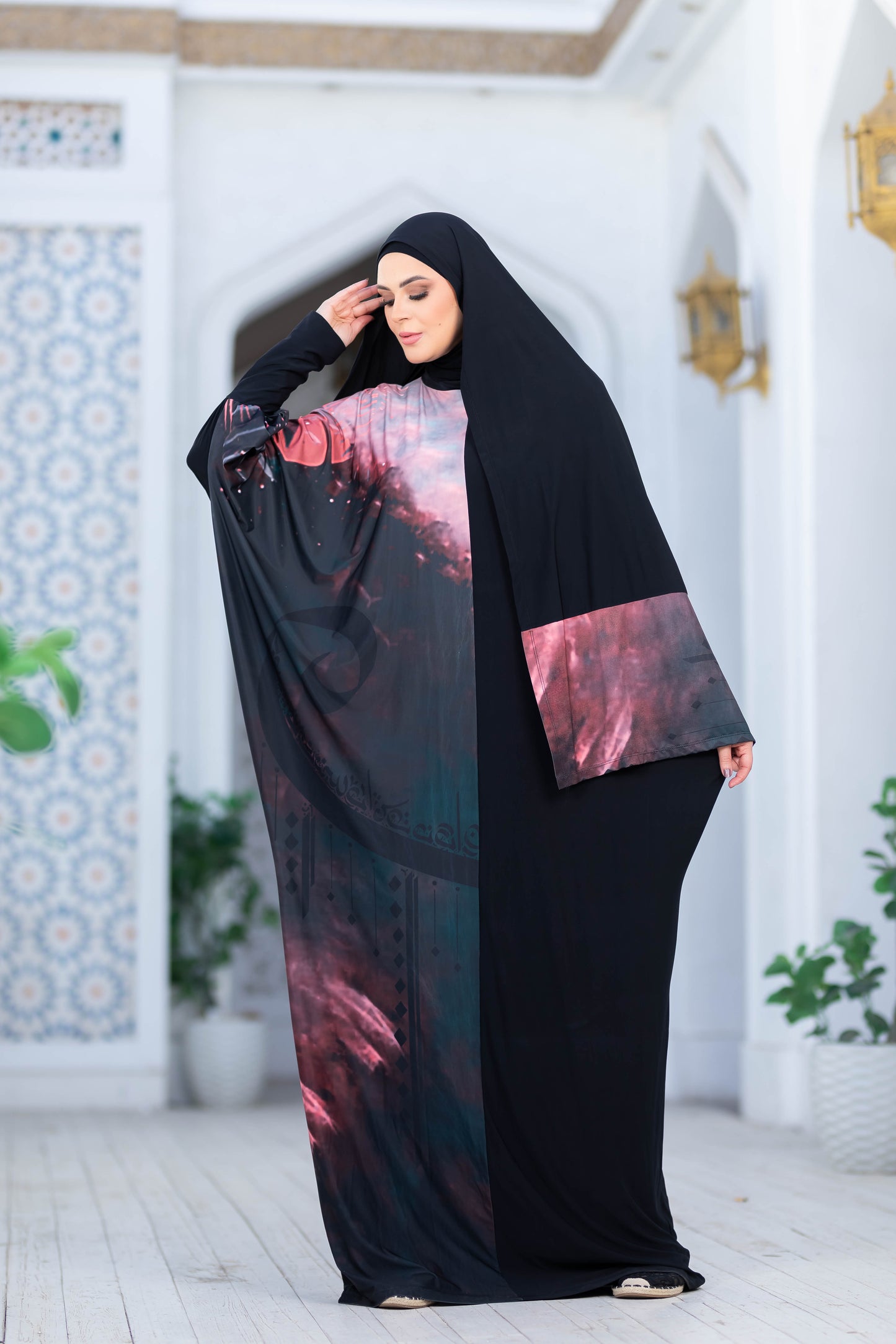 Modest Isdal 777119 - Elegant Islamic apparel in traditional design